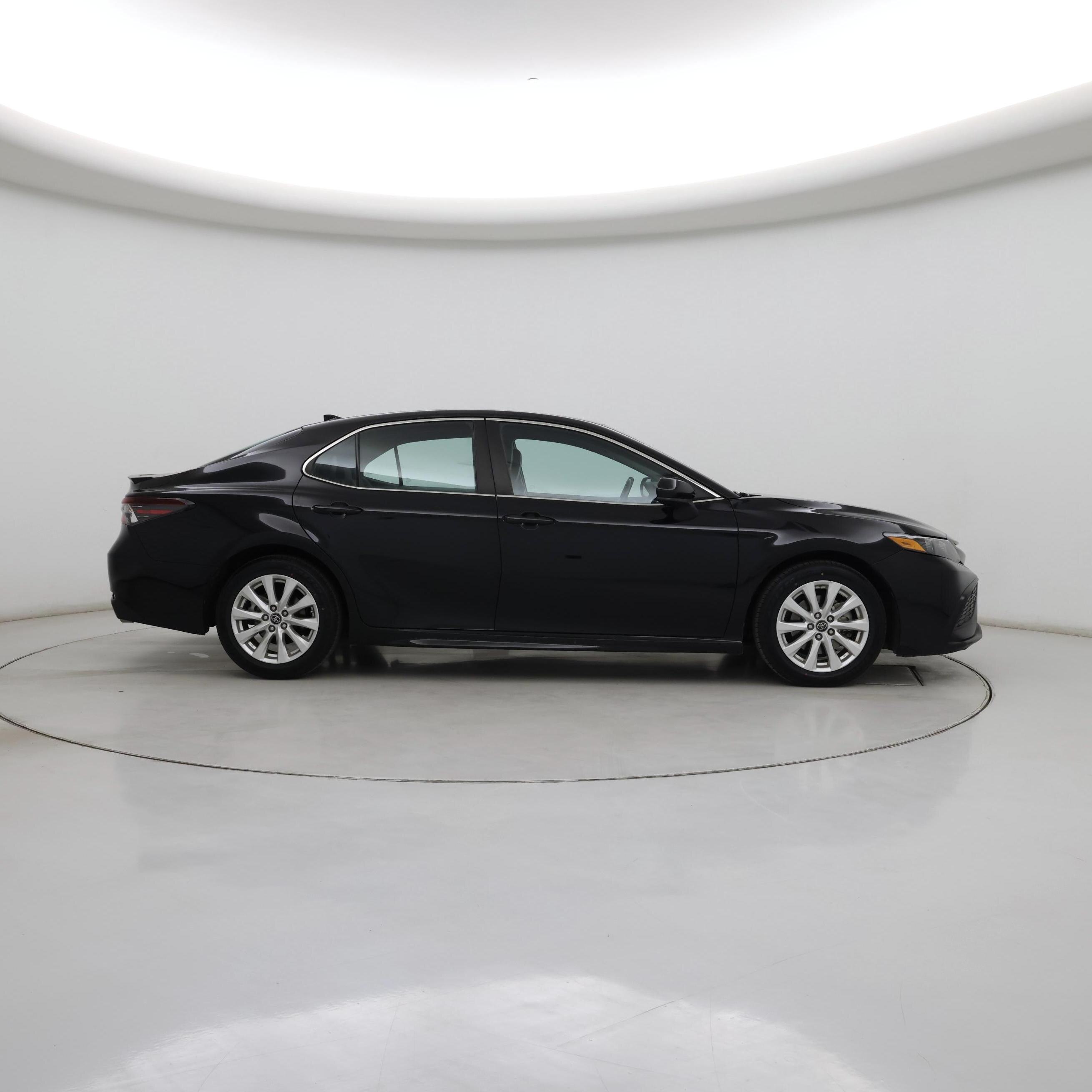 Thumbnail: 2021 Toyota Camry - 7