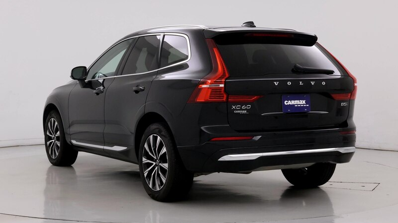 2023 Volvo XC60 B5 Plus 2