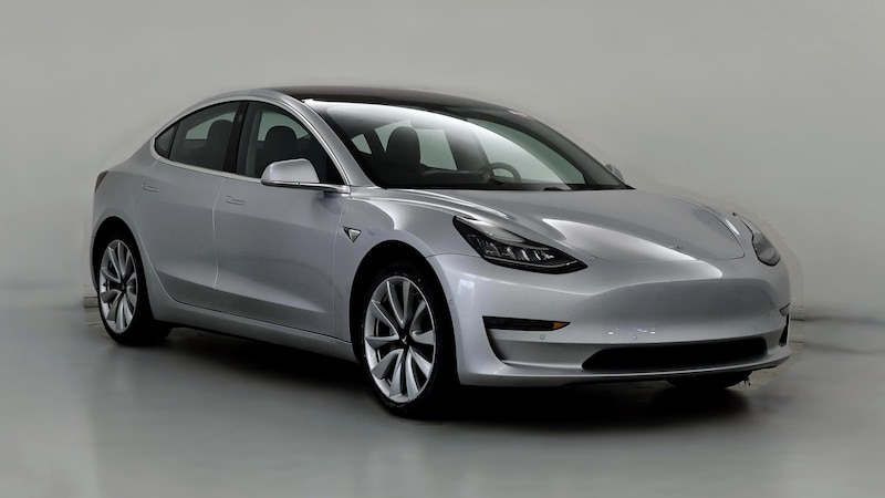 2018 Tesla Model 3 Long Range Hero Image