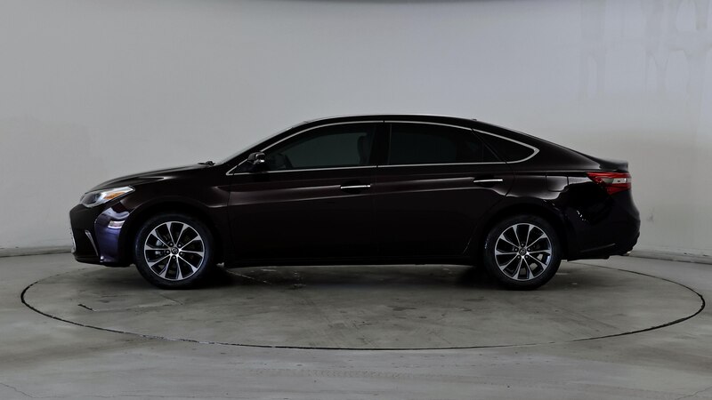 2016 Toyota Avalon XLE 3