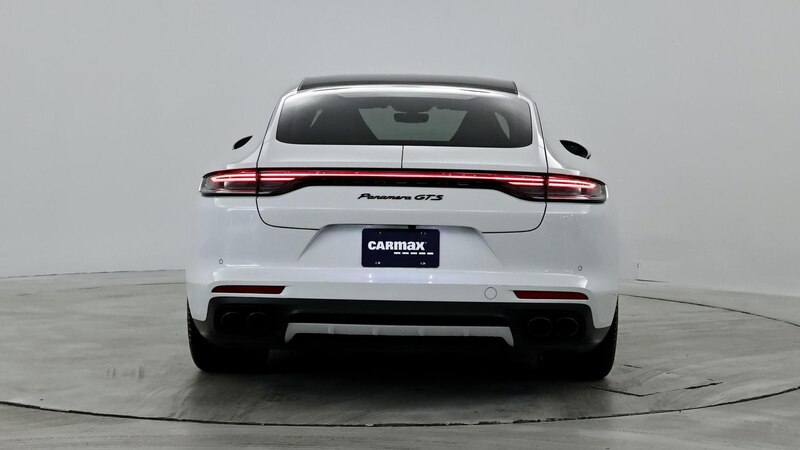 2021 Porsche Panamera GTS 8