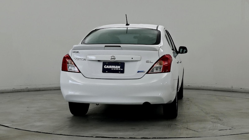 2014 Nissan Versa SL 6