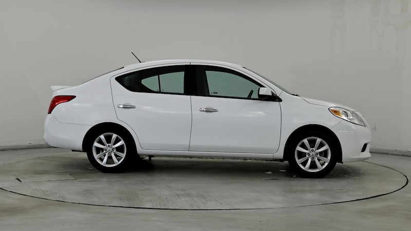 2014 Nissan Versa SL 7