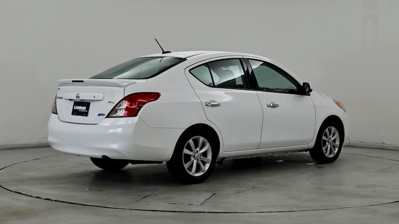 2014 Nissan Versa SL 8