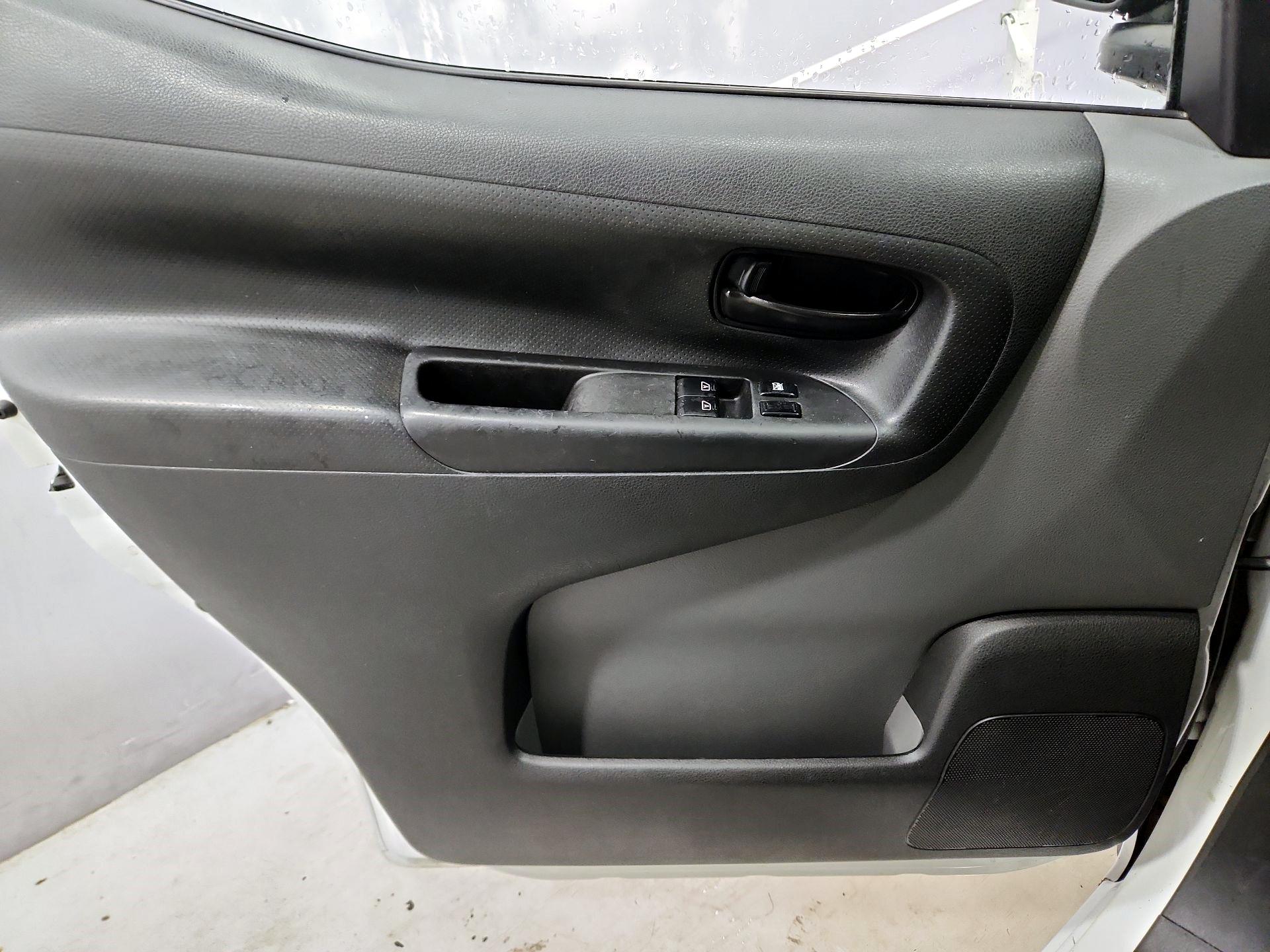 Thumbnail: 2017 Nissan NV200 - 12