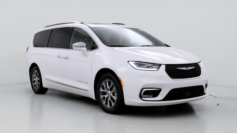 2021 Chrysler Pacifica Hybrid Pinnacle Hero Image