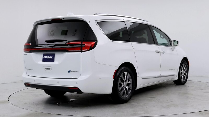 2021 Chrysler Pacifica Hybrid Pinnacle 8