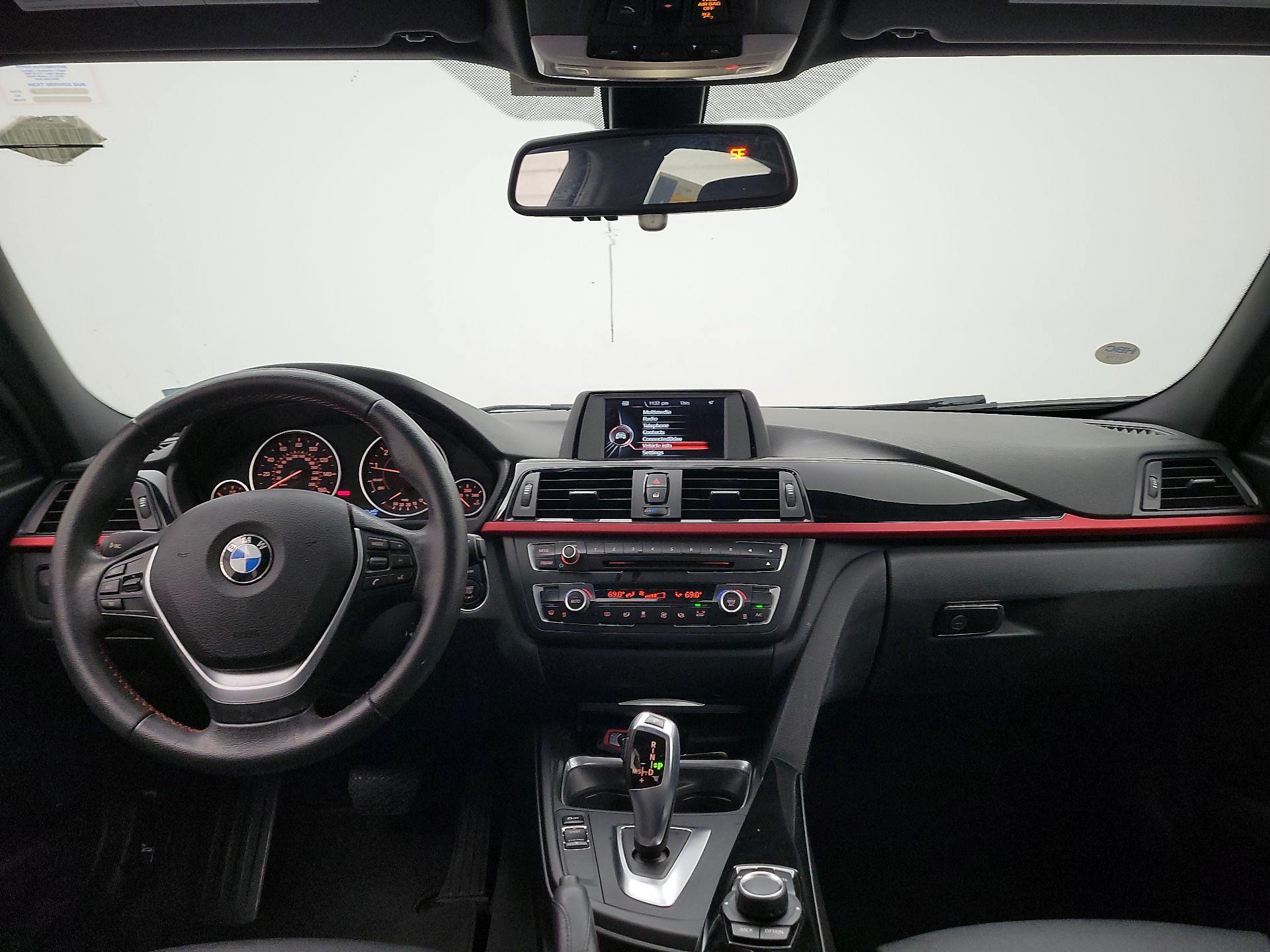 Thumbnail: 2015 BMW 3 Series - 9