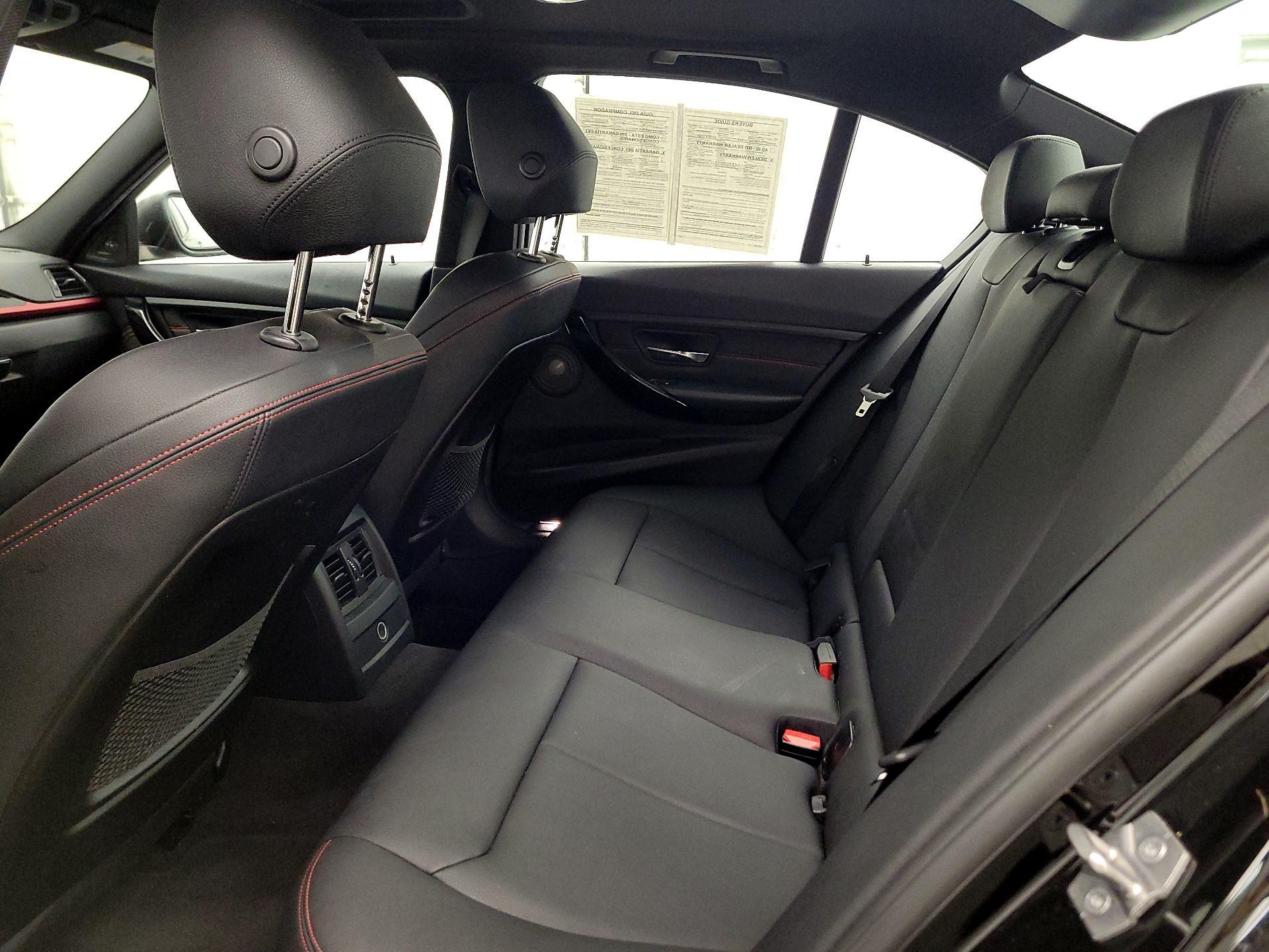 Thumbnail: 2015 BMW 3 Series - 19