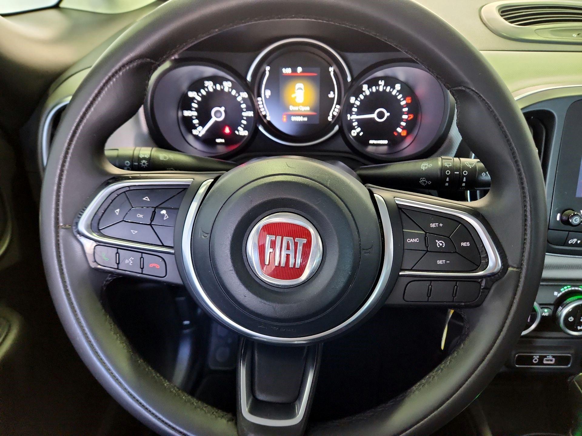 Thumbnail: 2018 Fiat 500L - 10