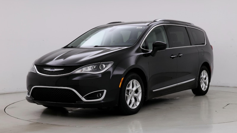 2020 Chrysler Pacifica  4