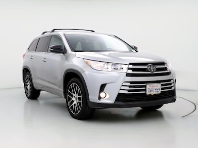 2017 Toyota Highlander Plus -
                Los Angeles, CA