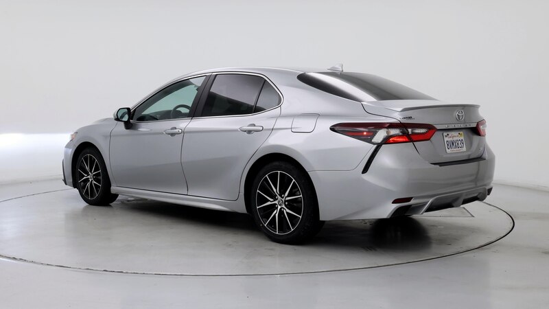 2021 Toyota Camry SE 2