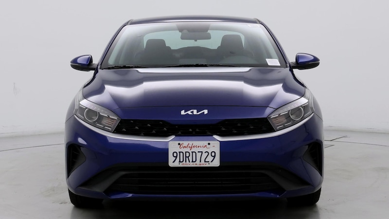 2023 Kia Forte LXS 5