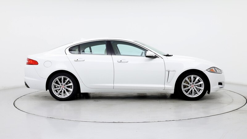 2015 Jaguar XF Premium 7