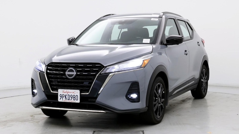 2024 Nissan Kicks SR 4