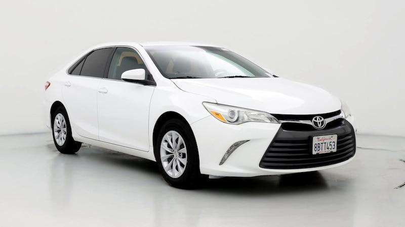 2015 Toyota Camry LE Hero Image