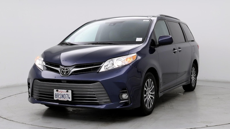 2019 Toyota Sienna XLE 4