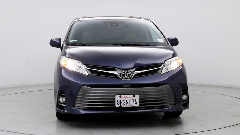 2019 Toyota Sienna XLE 5