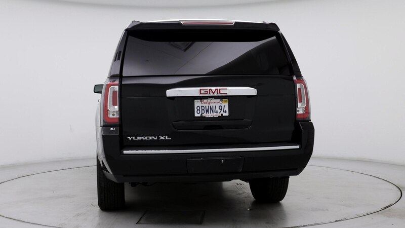 2017 GMC Yukon XL Denali 6