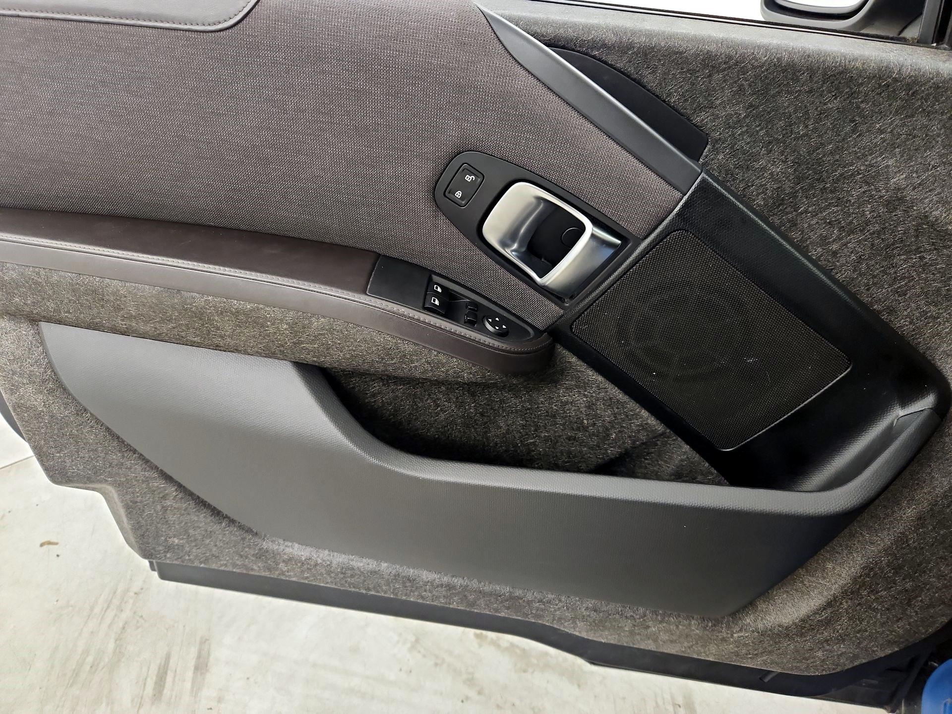 Thumbnail: 2015 BMW i3 - 12