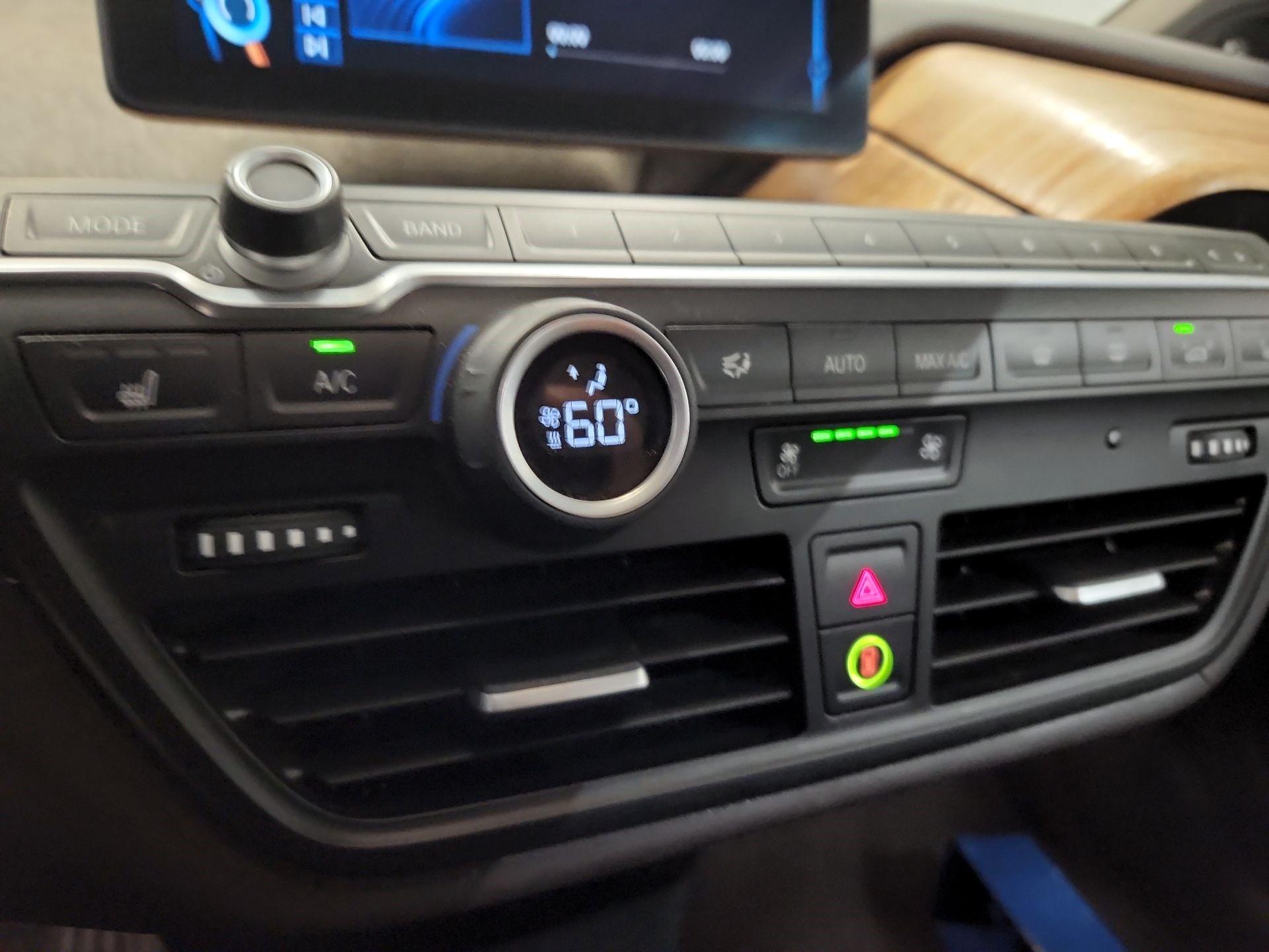 Thumbnail: 2015 BMW i3 - 15
