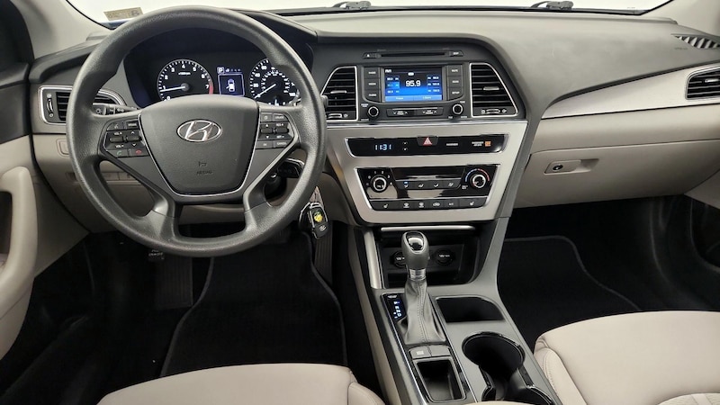 2015 Hyundai Sonata Sport 9