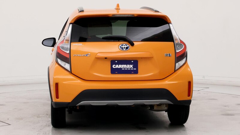 2018 Toyota Prius c One 6