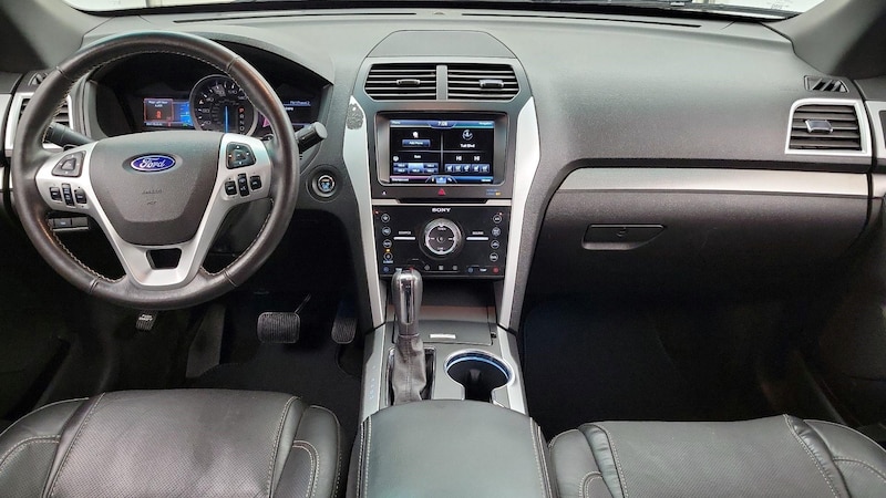 2015 Ford Explorer Sport 9