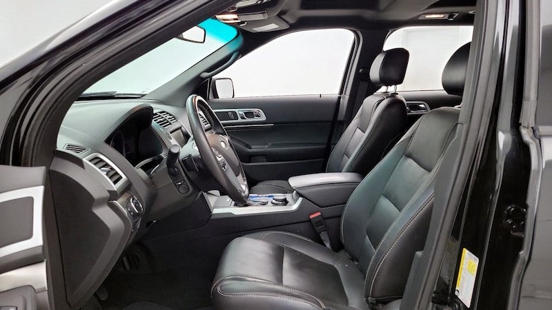 2015 Ford Explorer Sport 11