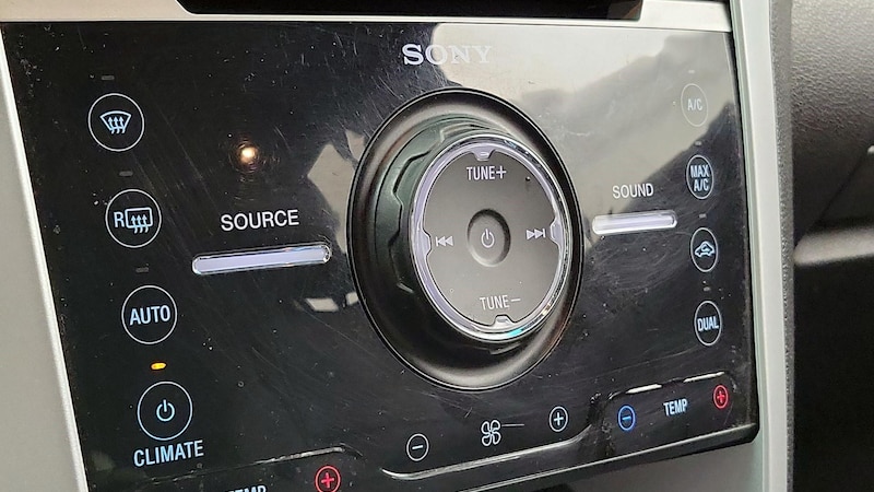 2015 Ford Explorer Sport 16