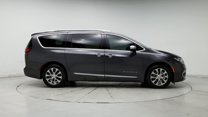 2023 Chrysler Pacifica Hybrid Pinnacle 7