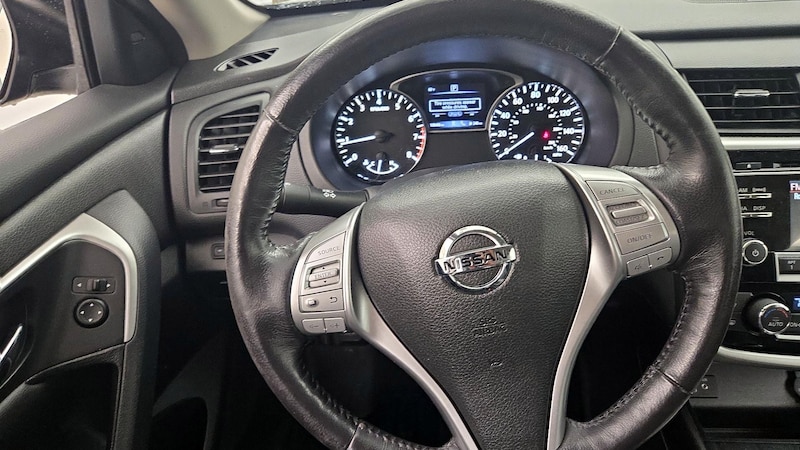 2018 Nissan Altima SL 10