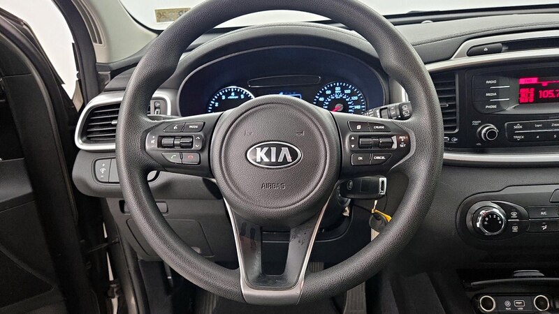 2016 Kia Sorento L 10