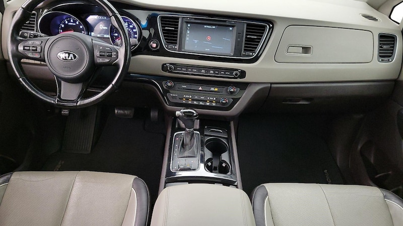 2015 Kia Sedona L 9