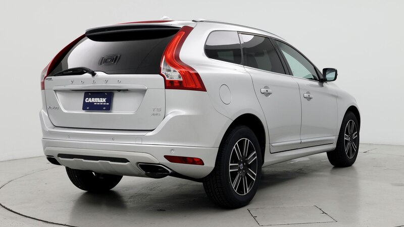 2017 Volvo XC60 T5 Dynamic 8