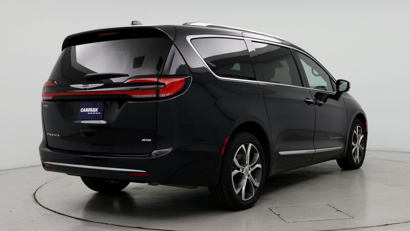 2021 Chrysler Pacifica Pinnacle 8