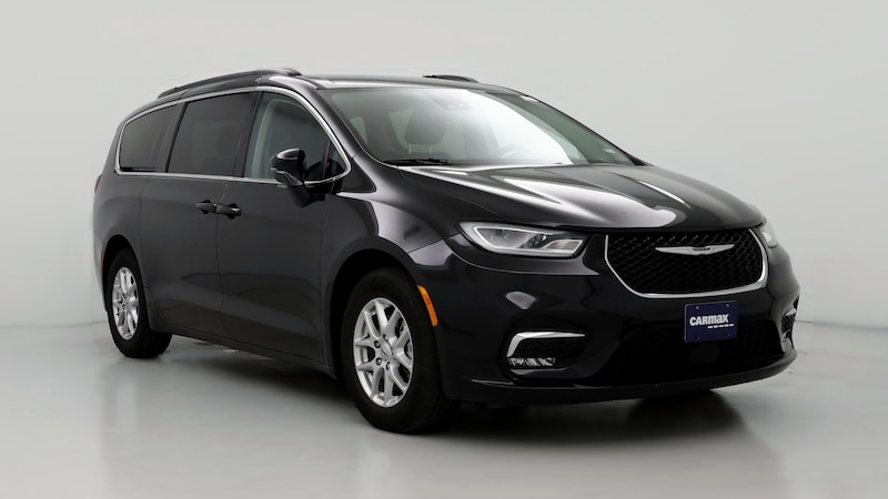 2022 Chrysler Pacifica Touring L Hero Image