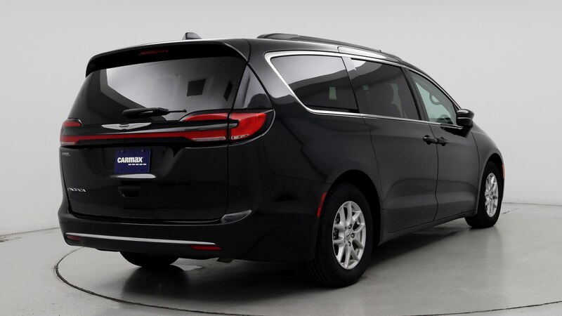 2022 Chrysler Pacifica Touring L 8