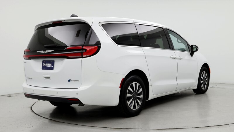 2023 Chrysler Pacifica Hybrid Touring L 8