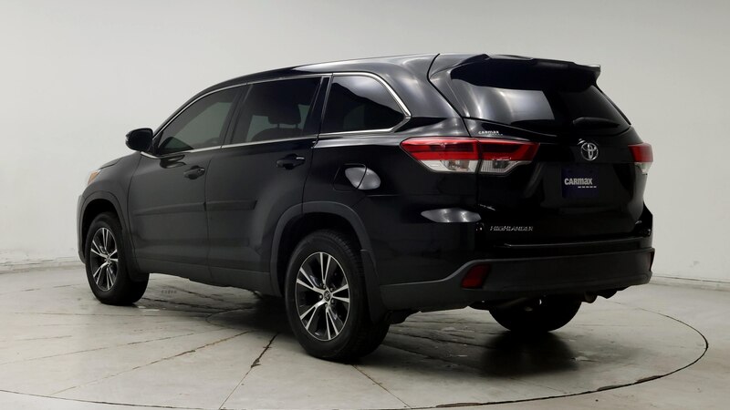 2019 Toyota Highlander LE 2