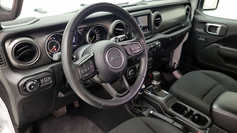 2022 Jeep Wrangler Sport S 9