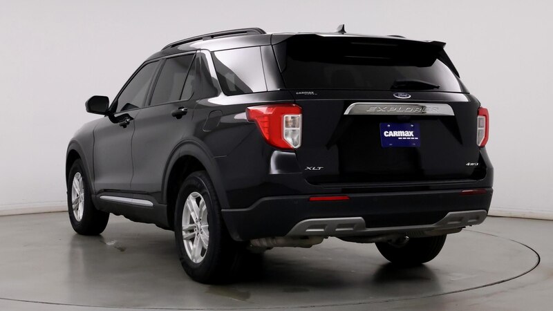 2022 Ford Explorer XLT 2