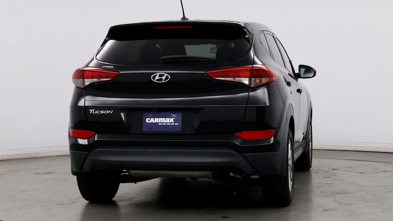 2017 Hyundai Tucson SE 8