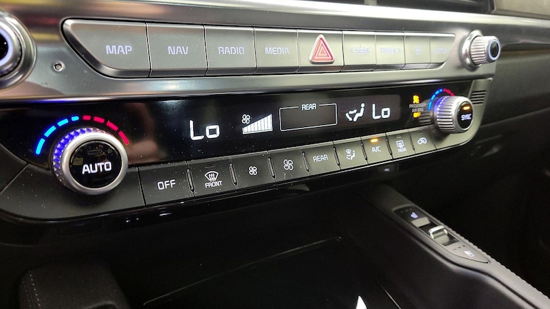 2022 Kia Telluride SX 17