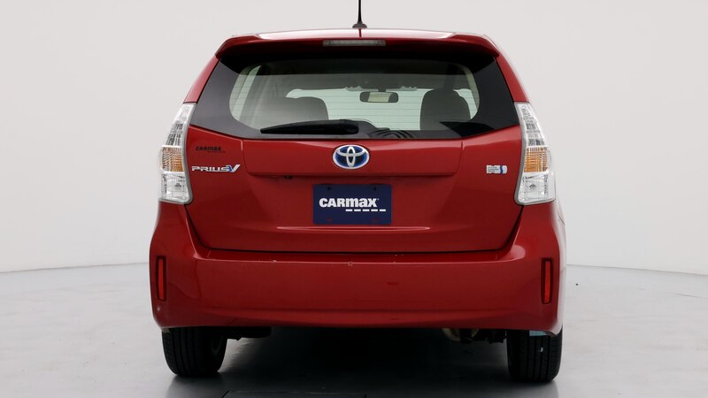 2013 Toyota Prius v Three 6