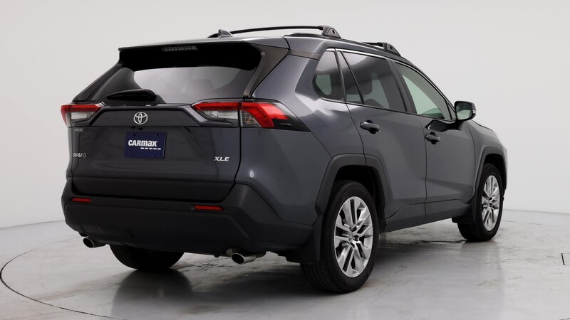 2020 Toyota RAV4 XLE Premium 8