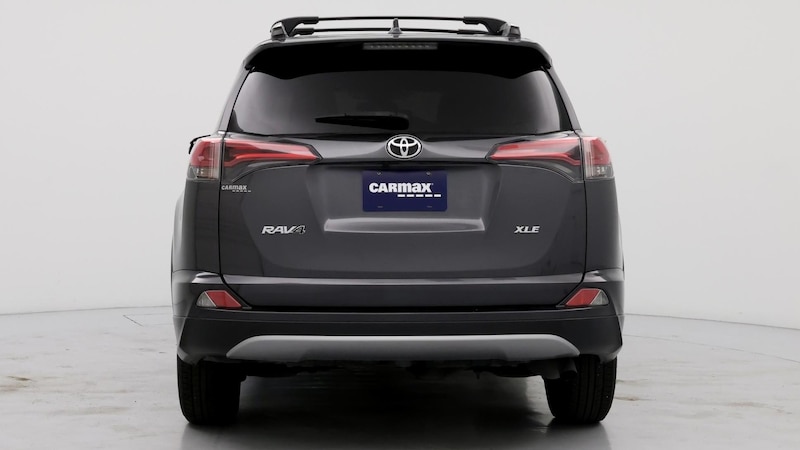 2018 Toyota RAV4 XLE 6