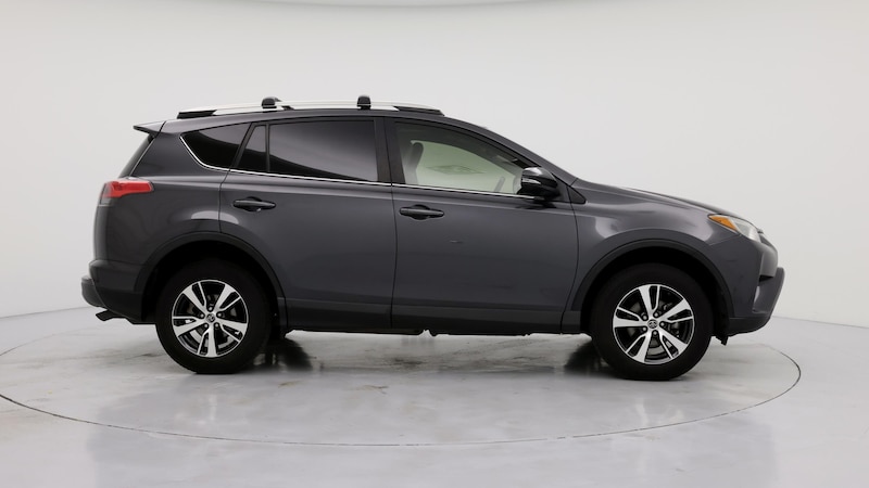 2018 Toyota RAV4 XLE 7