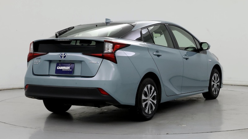 2019 Toyota Prius LE 8